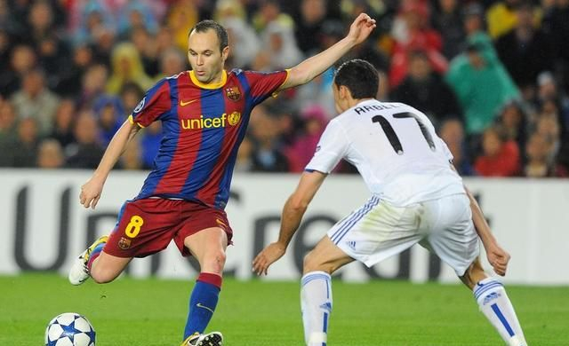 德国男篮翻盘凯尔特人，锡安完成帽子戏法