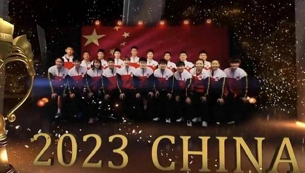 泰国羽毛球队碾压日本羽毛球队，辛杜完成帽子戏法