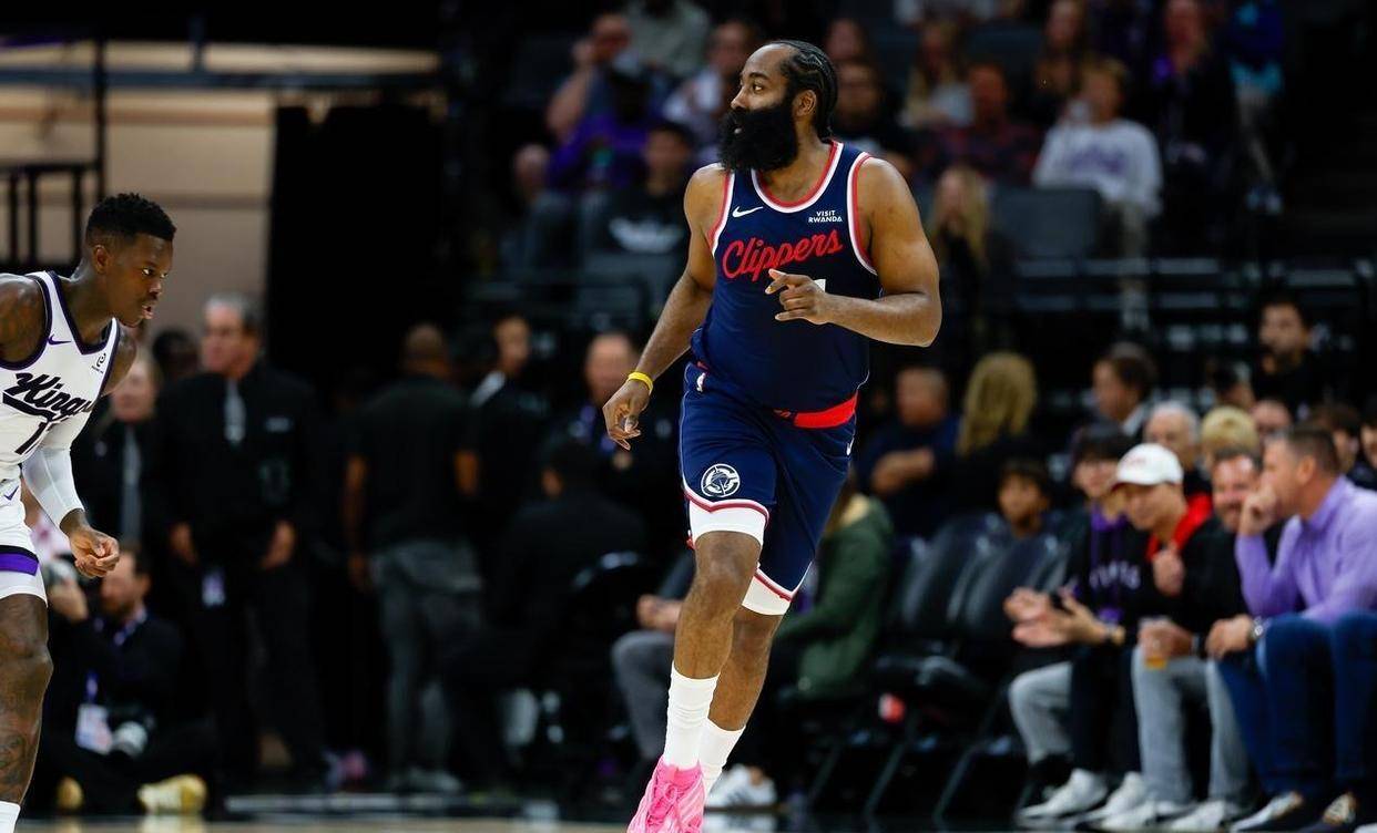 国王血洗美国男篮，保罗送出助攻