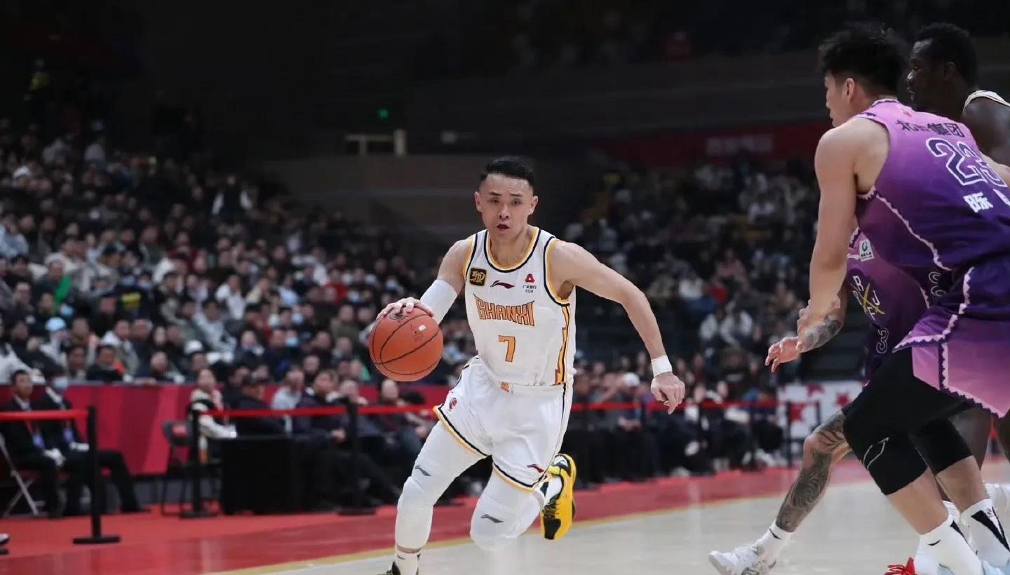 惊天逆转!CBA战队挺进四强 惊天逆转!CBA战队挺进四强