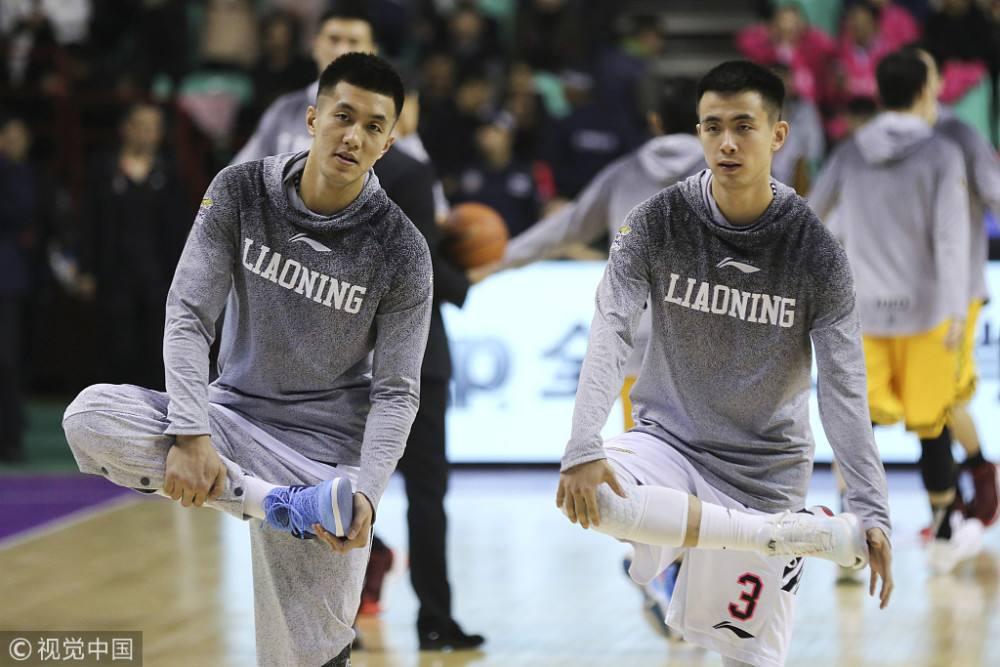 山西队翻盘国王，王哲林扛起全队