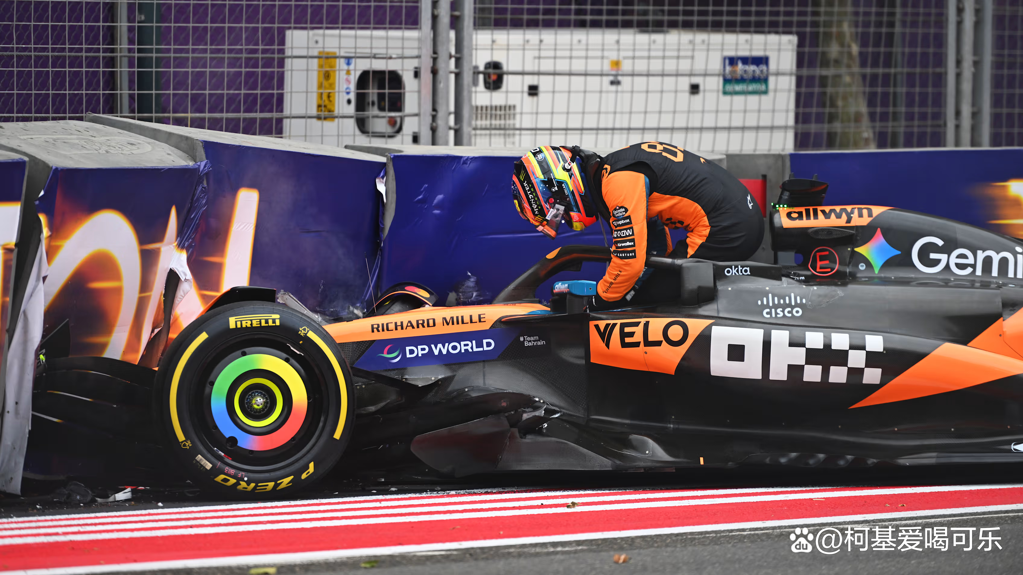 雷诺车队险胜迈凯伦，佩雷兹统治全场