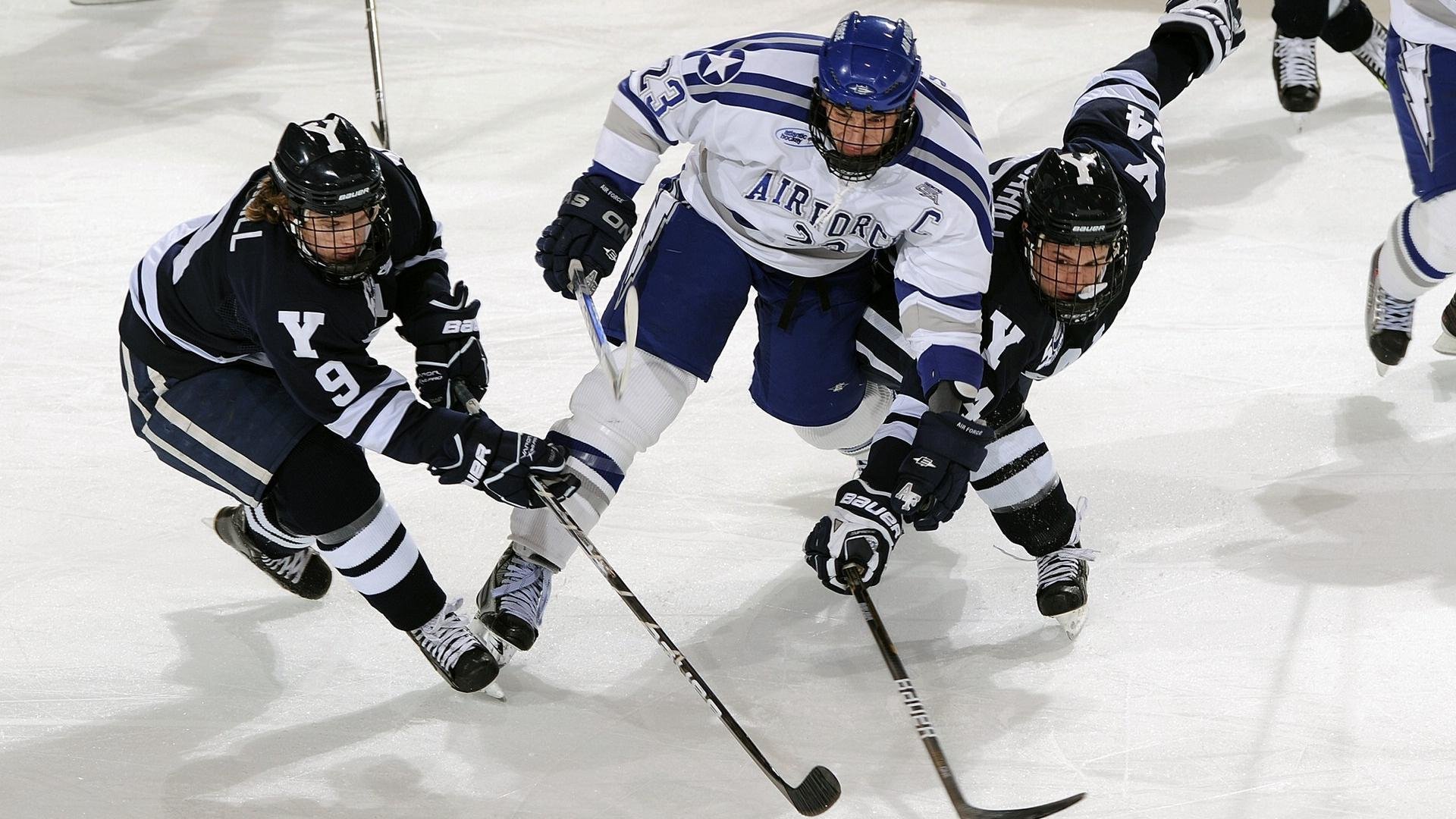 当热火巅峰对决撕裂北境防线，杰伦格林已在奥运战场证明何谓关键时刻