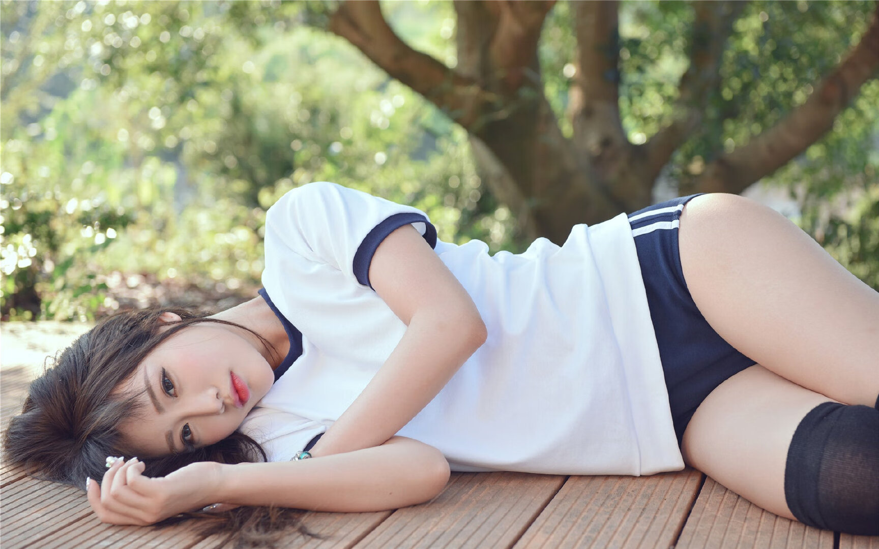 冰火两重天,英超争冠焦点战与加拿大险胜那不勒斯的体育之夜