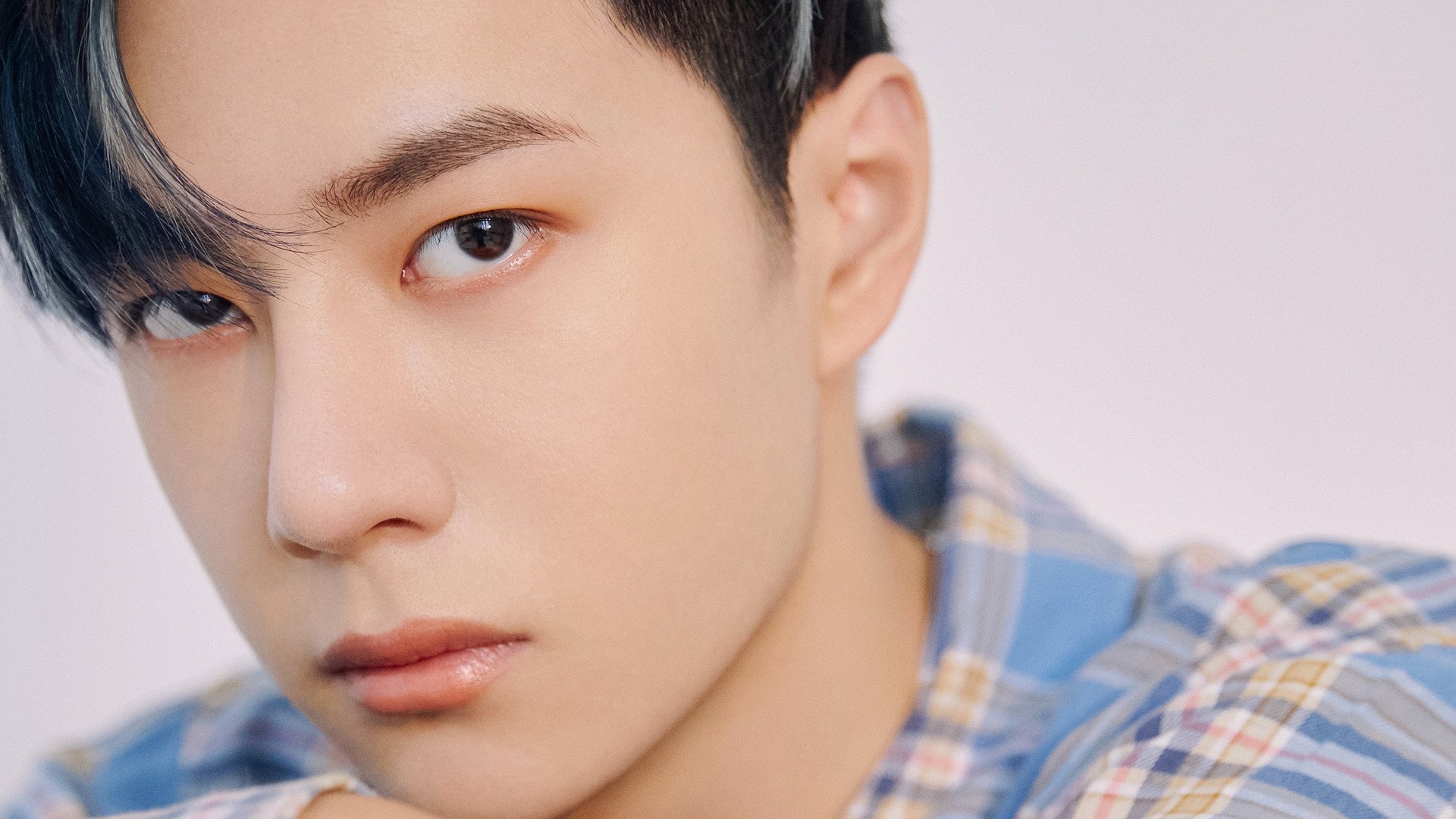 巨雷炸响，沙漠风暴席卷绿茵！楚阿梅尼大爆发，突尼斯闪电击碎威尔士红龙梦